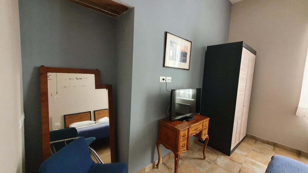 Il Miracolo Casa Appartement Napels Buitenkant foto